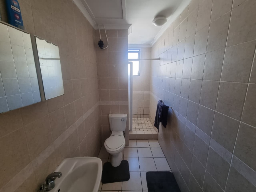 1 Bedroom Property for Sale in Wynberg Western Cape